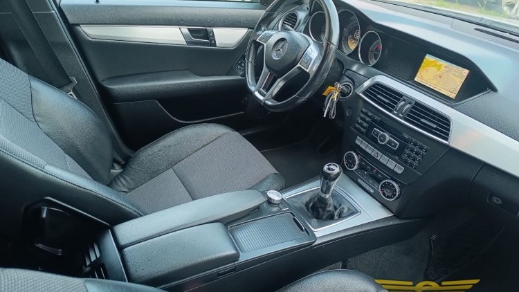 Mercedes-Benz Classe C 180 2.2 CDi AMG