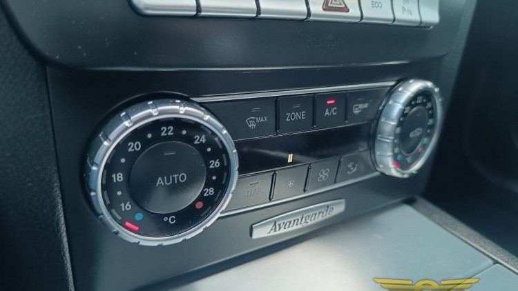 Mercedes-Benz Classe C 180 2.2 CDi AMG