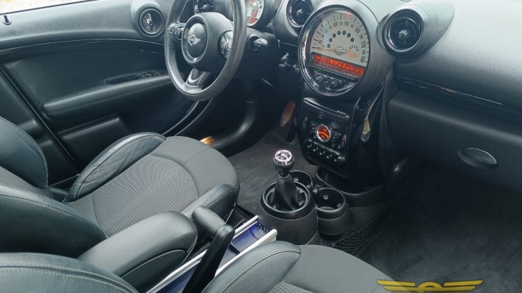 Mini Countryman One D