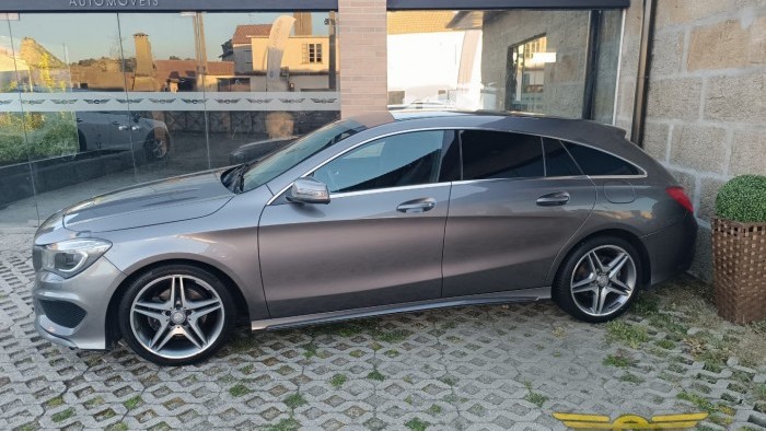 Mercedes-Benz Classe CLA 180 AMG
